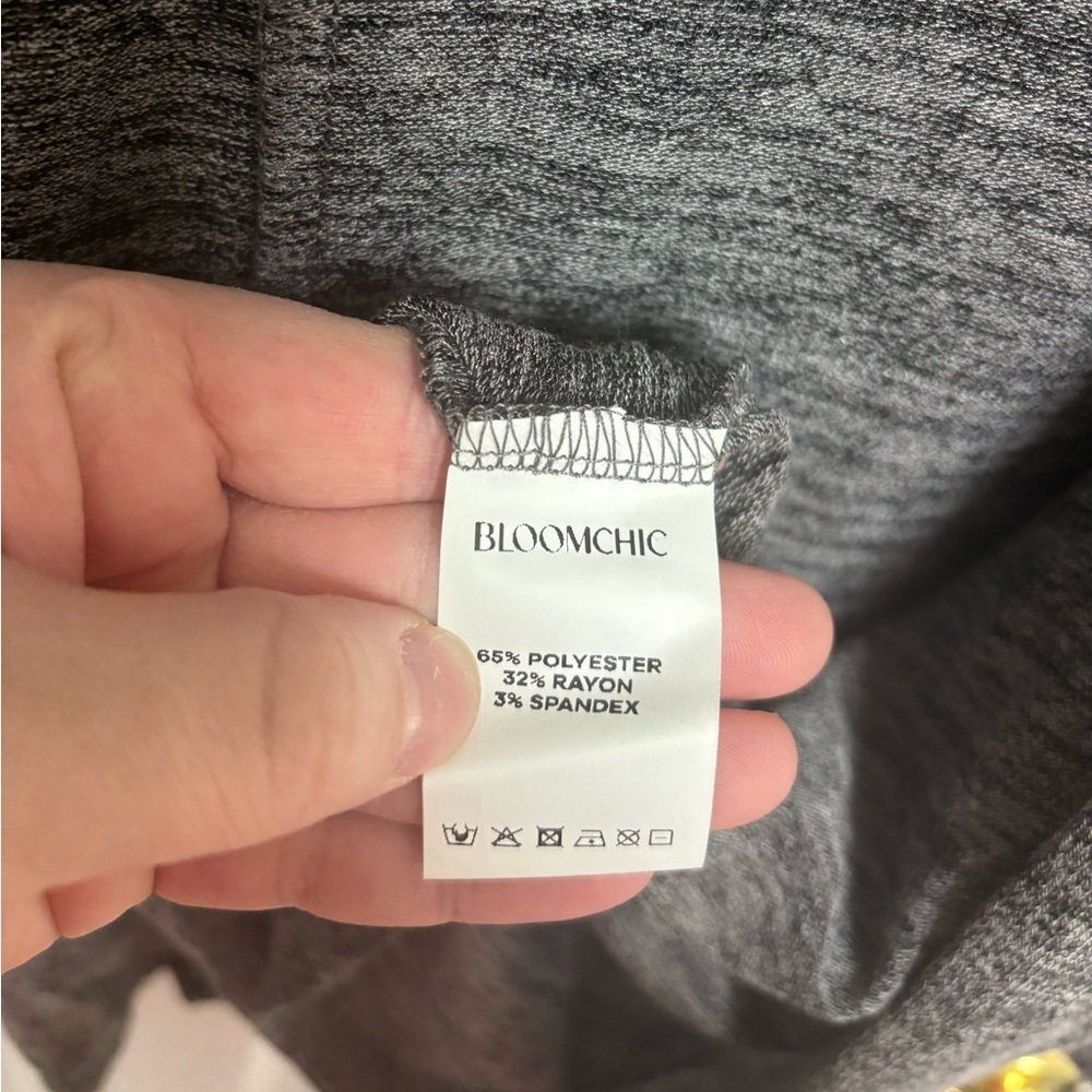 Bloomchic Open-Front Button Detail Sweater Gray Women’s Size 12 NEW - Picture 4 of 6